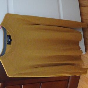 Banana republic sweater